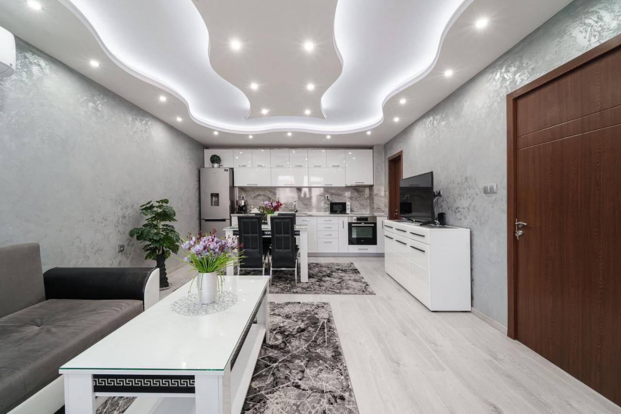 City Apartments - A Brand New Luxury & Comfy 2 Asenovgrad Dış mekan fotoğraf