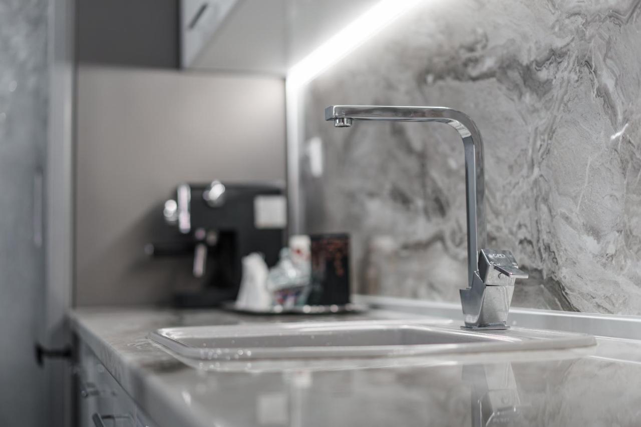 City Apartments - A Brand New Luxury & Comfy 2 Asenovgrad Dış mekan fotoğraf
