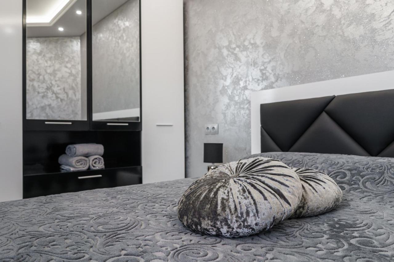 City Apartments - A Brand New Luxury & Comfy 2 Asenovgrad Dış mekan fotoğraf